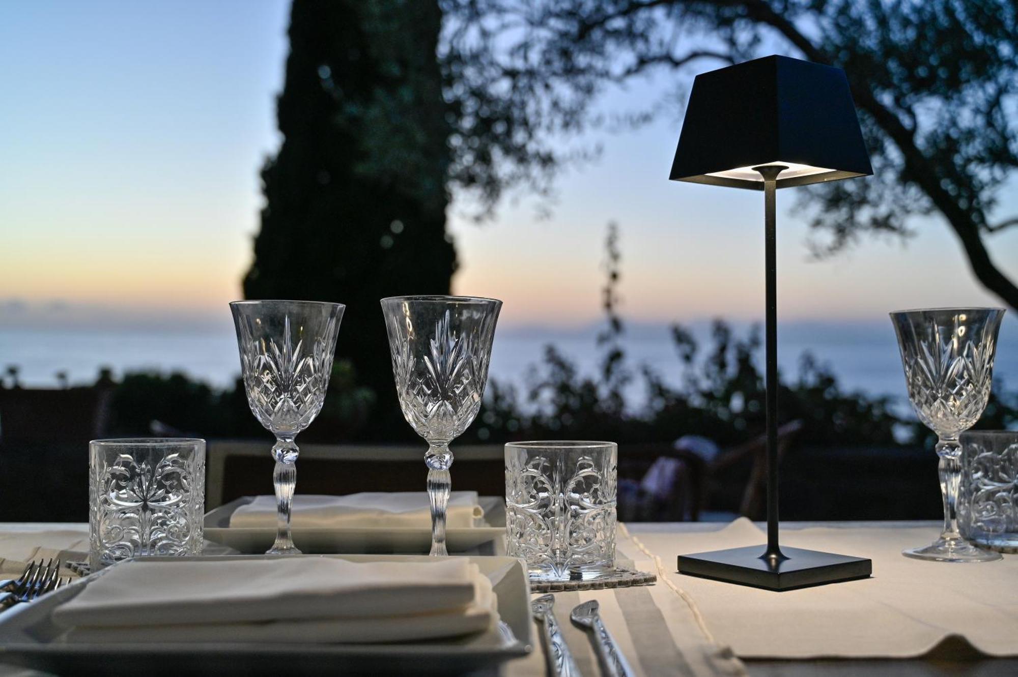 Albeca Boutique Hotel - Relais De Charme Sul Mare Castellabate Exterior photo
